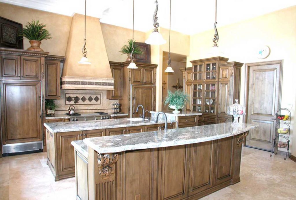 kitchen-faucet-and-bar